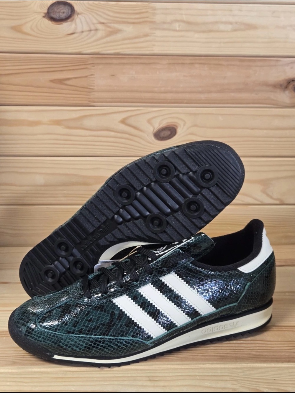 adidas SL72 Green Snake-Print Low-Top Sneakers with White Stripes